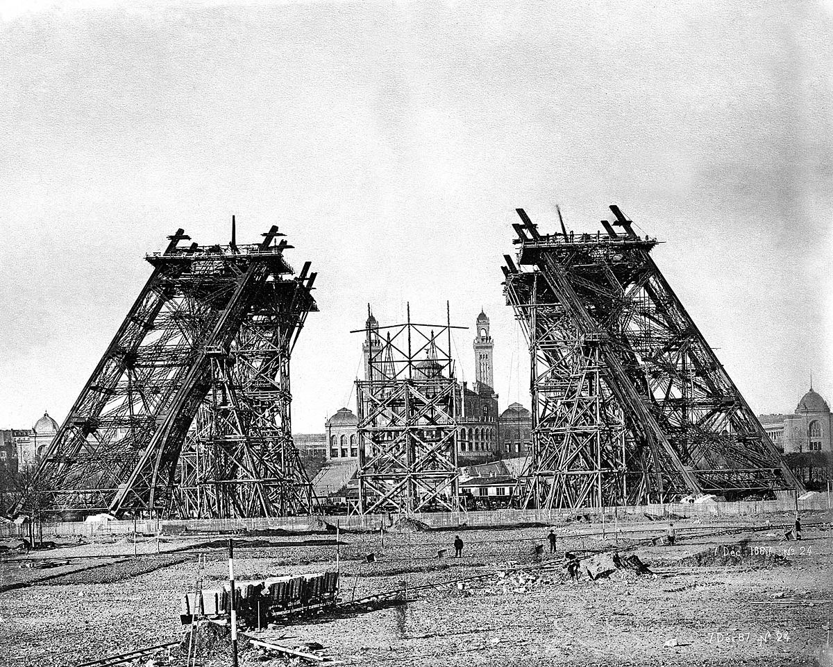 Eiffelturm_1887.jpg